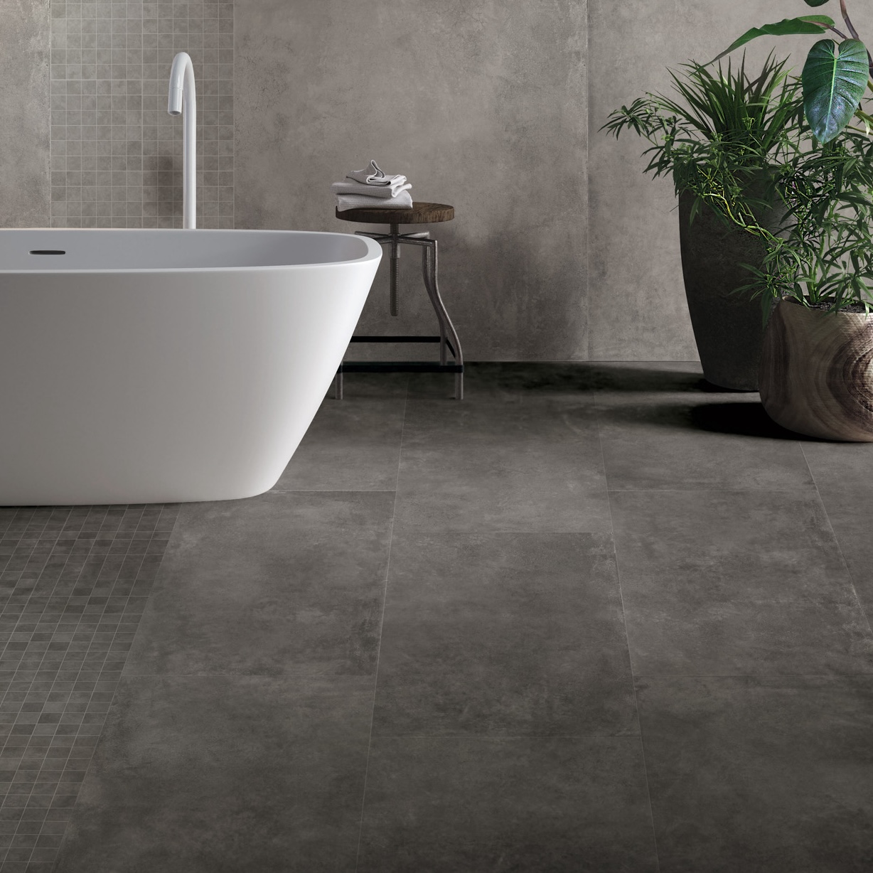 Płytka porcelanowa z efektem betonu woskowanego w kolorze antracytowym 80X80 - Epae667